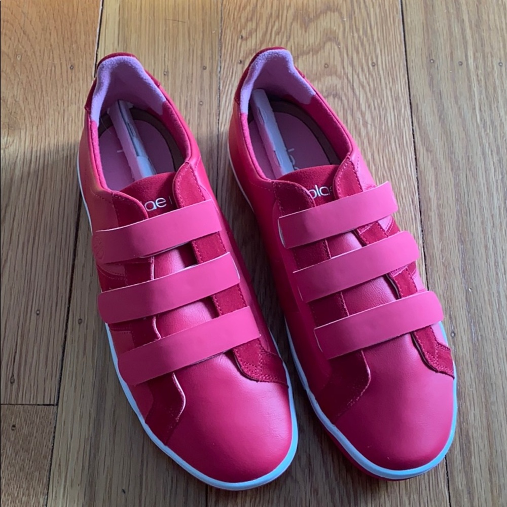 Flamingo Plae Larkin sneakers men’s 9.5/women’s 11